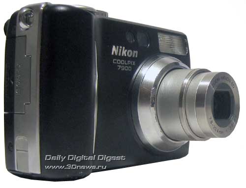 Nikon COOLPIX 7900