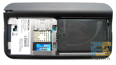 Nokia N800:    SD/MMC- 2