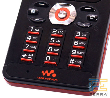  Sony Ericsson W880i